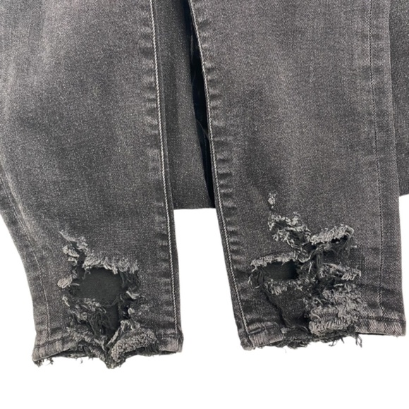 AGOLDE - Sophie High-Rise Distressed Skinny Crop Jeans in Temple Wash Size 28 - Picture 10 of 12
